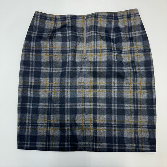 Cabi Women’s Plaid Kennedy Tartan Scuba Stretch Pencil Skirt Size 10 NWOT - Picture 5 of 8